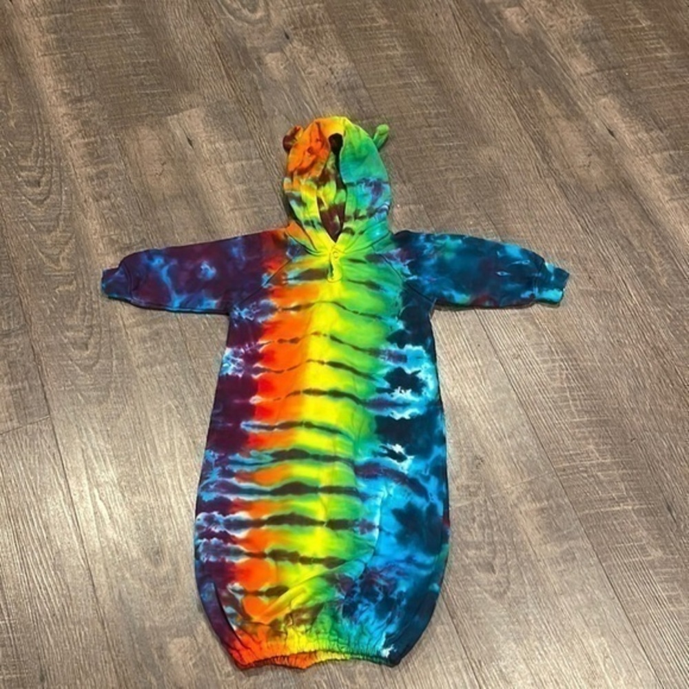 Dharma Trading Co Tie dye infant sleeper sac